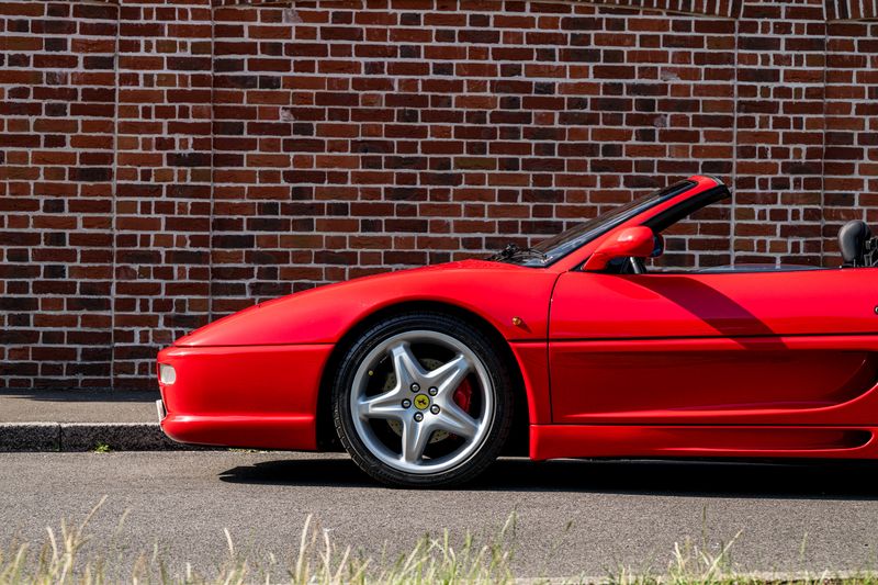 Ferrari 355 F1 Spider (RHD) Fiorano Handling Pack
