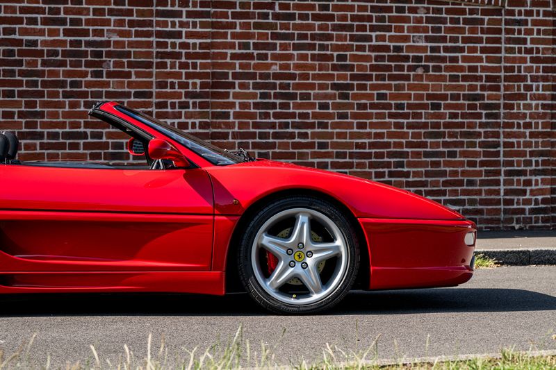 Ferrari 355 F1 Spider (RHD) Fiorano Handling Pack
