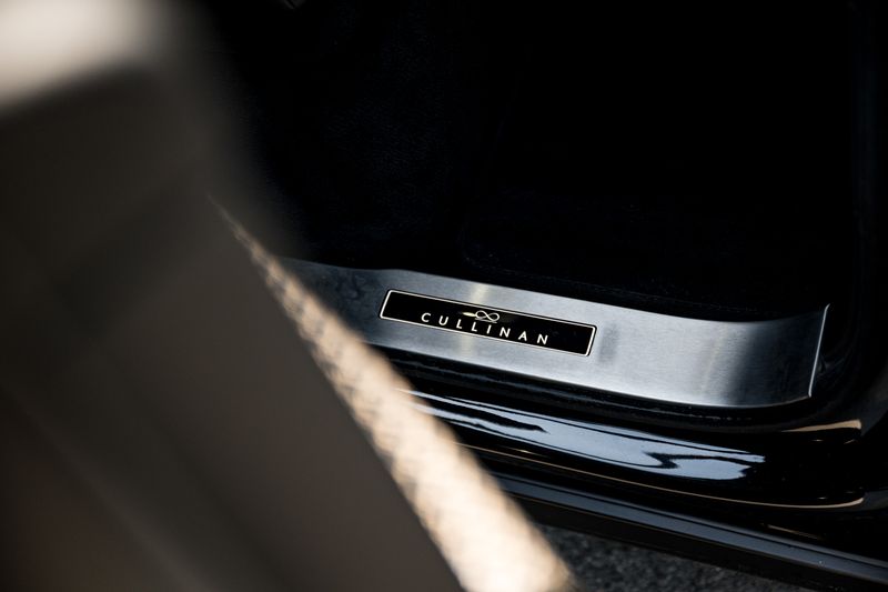 Rolls Royce CULLINAN BLACK BADGE AUTO