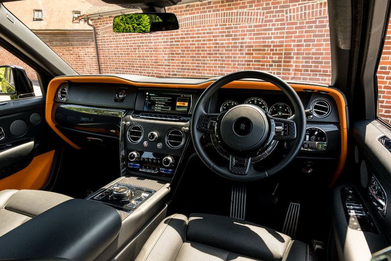 Rolls Royce CULLINAN BLACK BADGE AUTO