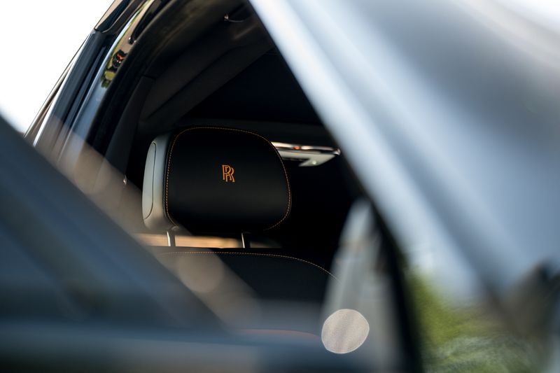 Rolls Royce CULLINAN BLACK BADGE AUTO