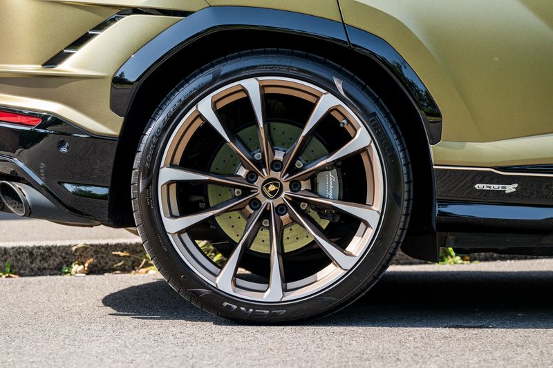 Lamborghini Urus S