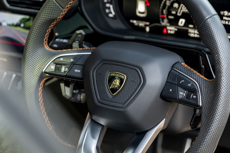 Lamborghini Urus S