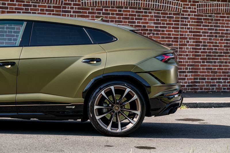 Lamborghini Urus S