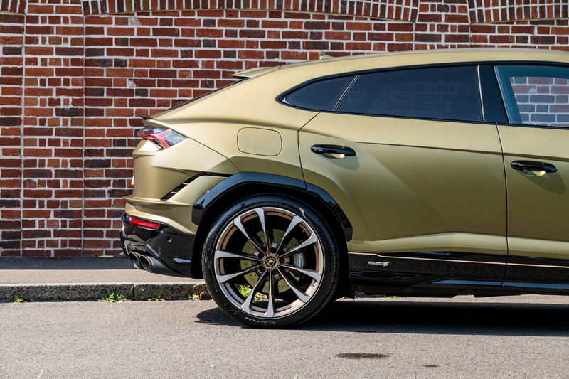 Lamborghini Urus S