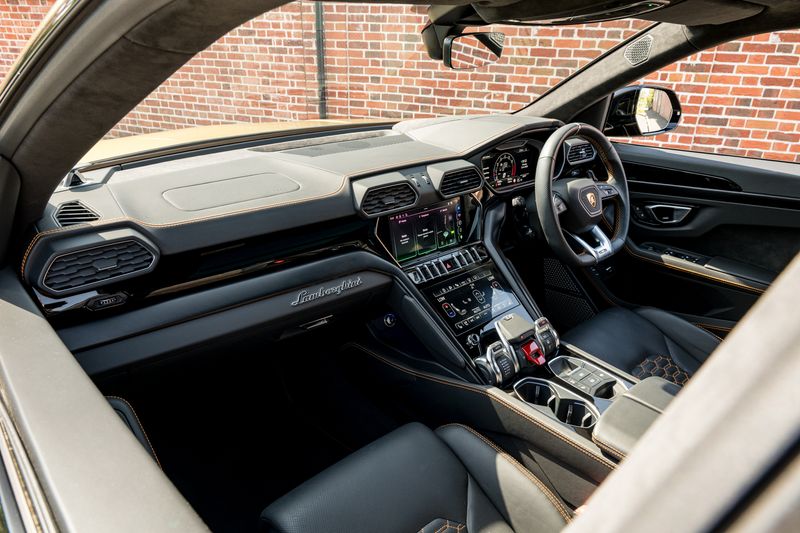 Lamborghini Urus S