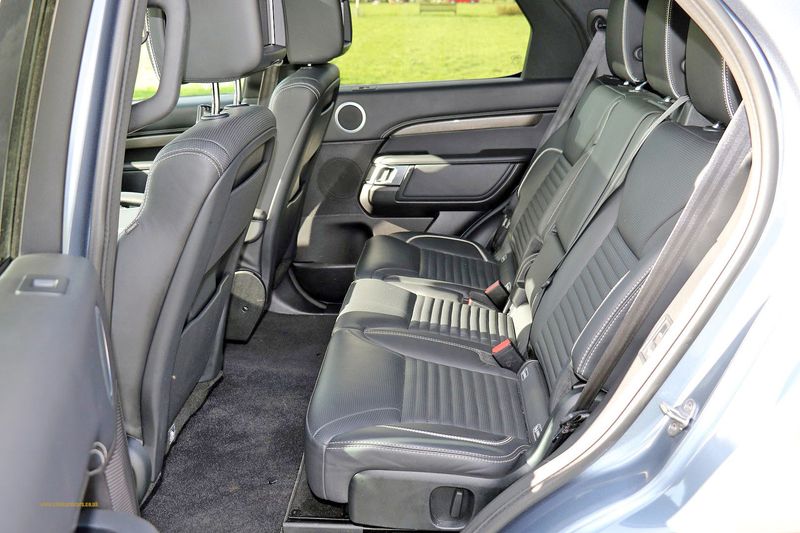 Landrover Discovery Luxury HSE SDV6