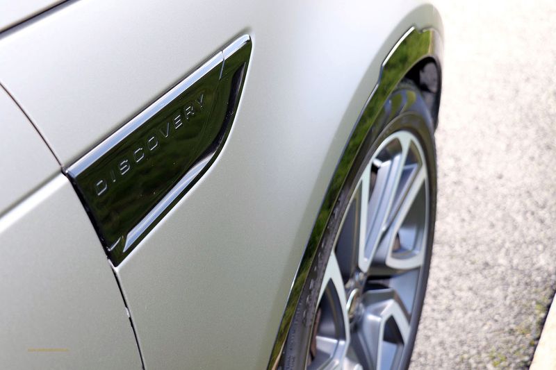 Landrover Discovery Luxury HSE SDV6