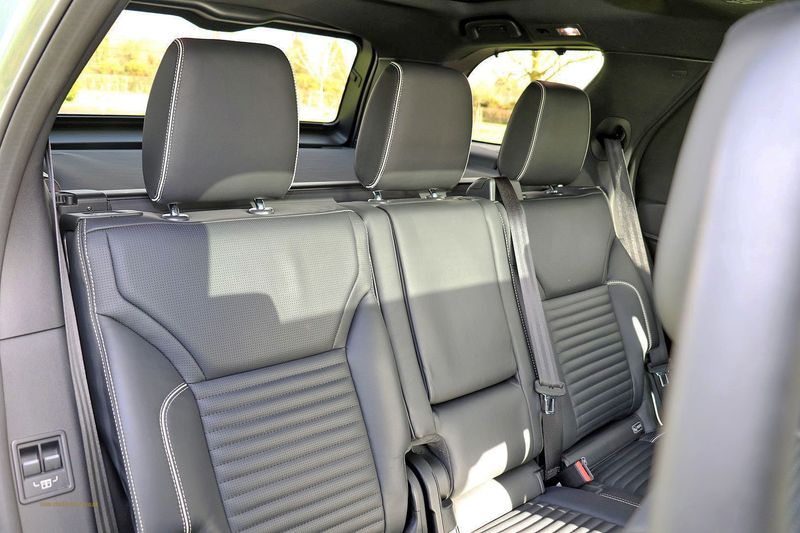 Landrover Discovery Luxury HSE SDV6
