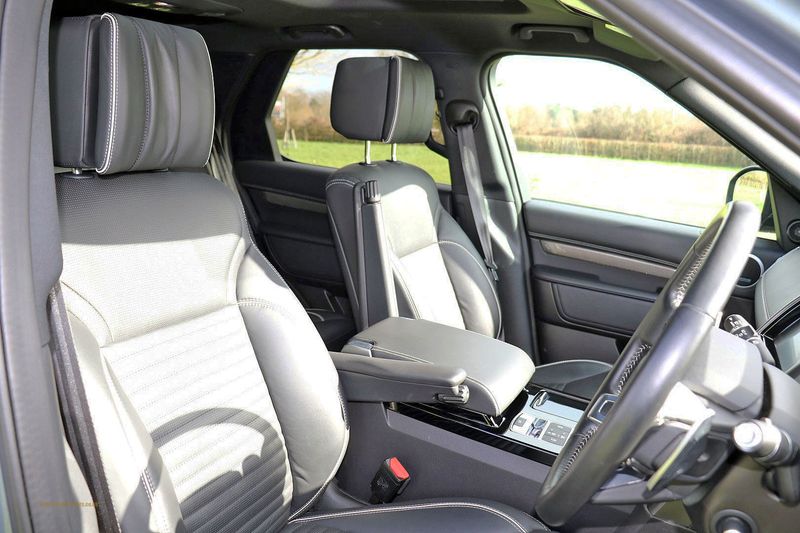 Landrover Discovery Luxury HSE SDV6