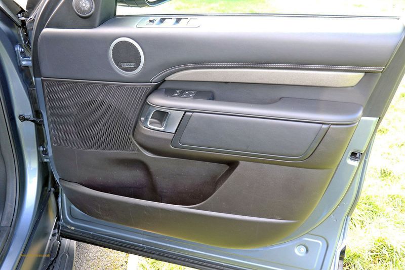 Landrover Discovery Luxury HSE SDV6