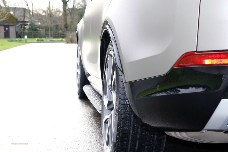 Landrover Discovery Luxury HSE SDV6