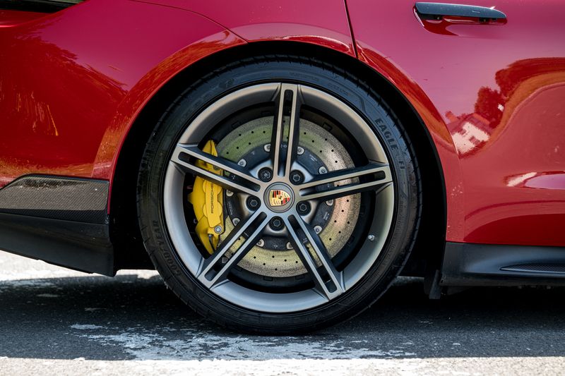 Porsche Taycan Performance Plus Turbo S Sport Turismo (11kW Charger 93.4kWh)