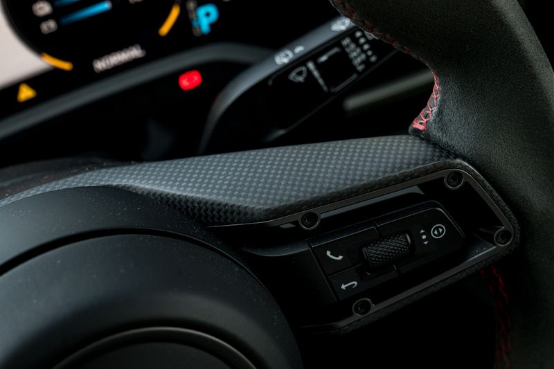 Porsche Taycan Performance Plus Turbo S Sport Turismo (11kW Charger 93.4kWh)