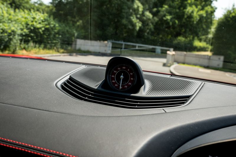 Porsche Taycan Performance Plus Turbo S Sport Turismo (11kW Charger 93.4kWh)