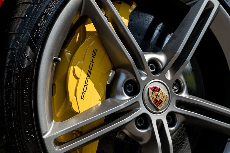 Porsche Taycan Performance Plus Turbo S Sport Turismo (11kW Charger 93.4kWh)