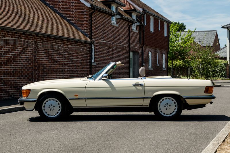 Mercedes-Benz 300 SL 3.0 Automatic