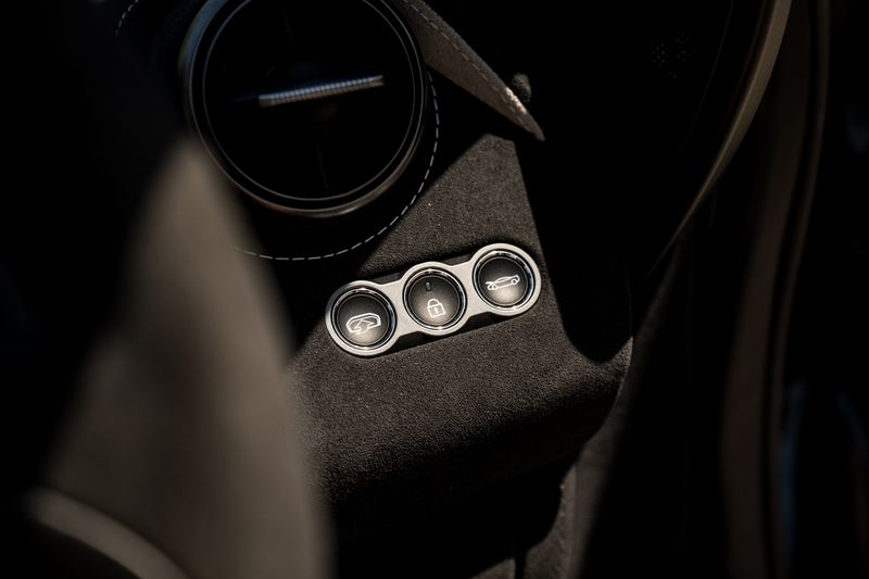 McLaren 765 LT 4.0T V8 Spider