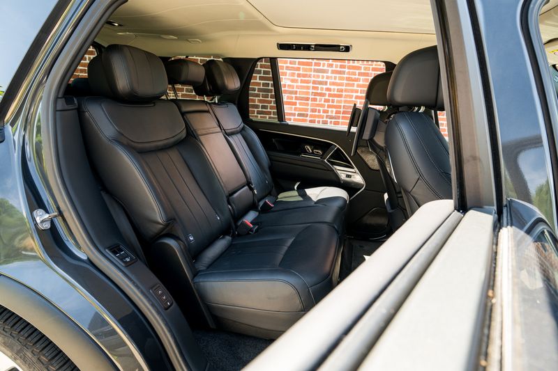 Range Rover P400 Autobiography LWB 7 Seat