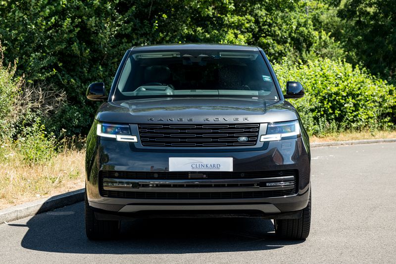 Range Rover P400 Autobiography LWB 7 Seat