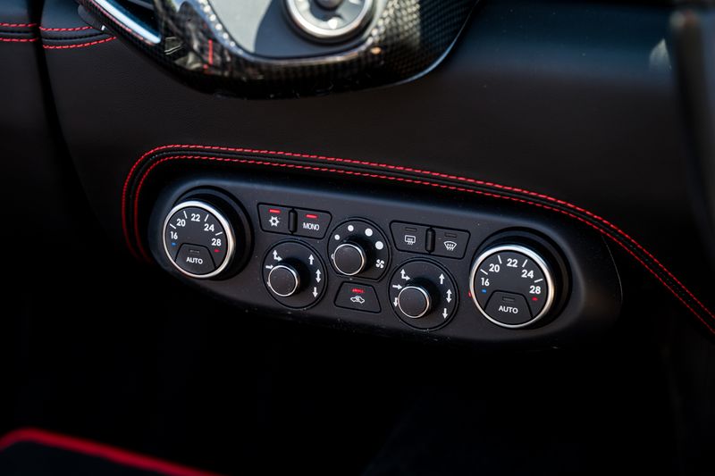 Ferrari 458 4.5 Spider F1 DCT