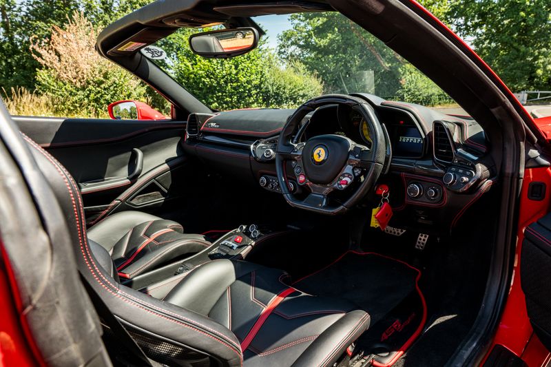 Ferrari 458 4.5 Spider F1 DCT