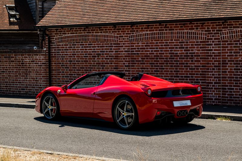 Ferrari 458 4.5 Spider F1 DCT
