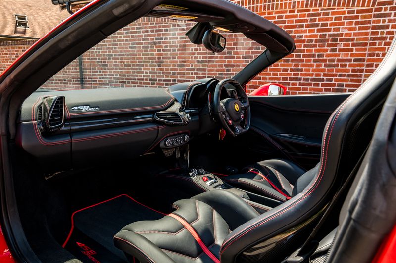 Ferrari 458 4.5 Spider F1 DCT