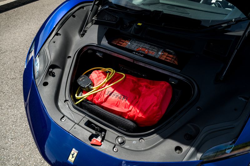 Ferrari SF90 Spider F1 DCT