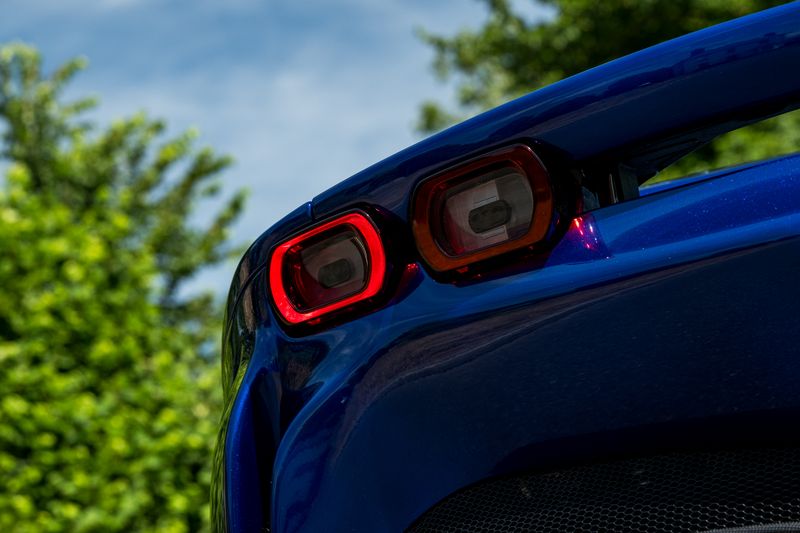 Ferrari SF90 Spider F1 DCT