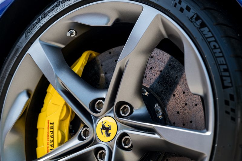 Ferrari SF90 Spider F1 DCT