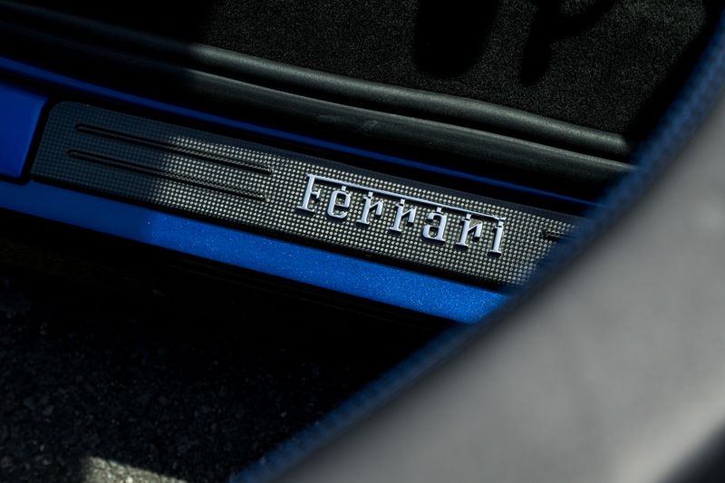Ferrari SF90 Spider F1 DCT