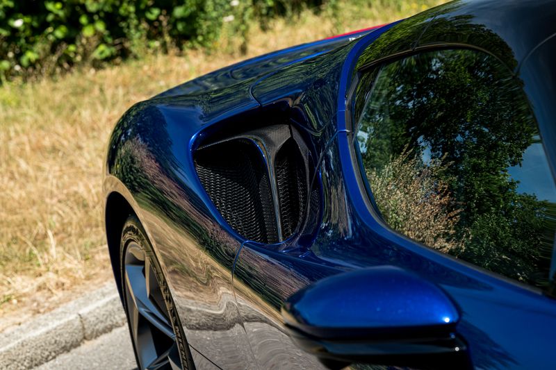 Ferrari SF90 Spider F1 DCT