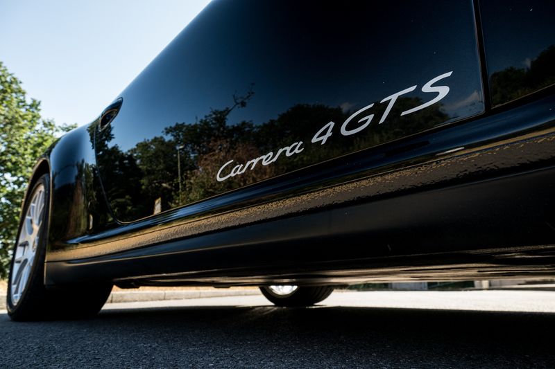 Porsche 911 (997.2) Carrera 4 GTS Coupe PDK AWD