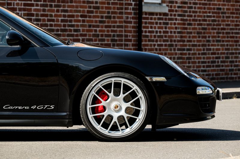 Porsche 911 (997.2) Carrera 4 GTS Coupe PDK AWD