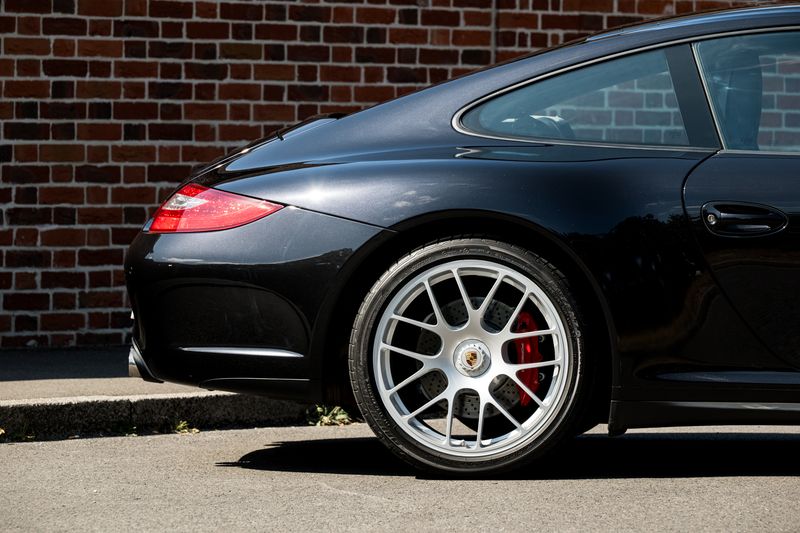 Porsche 911 (997.2) Carrera 4 GTS Coupe PDK AWD