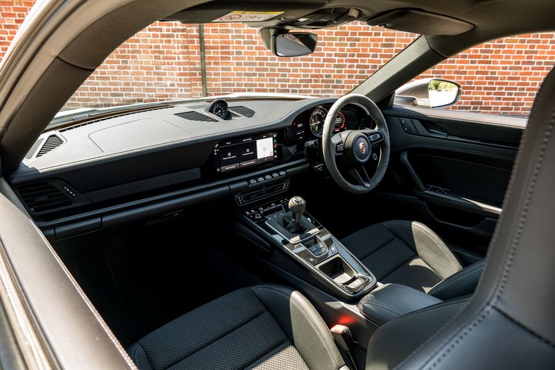 Porsche 911 (992.1) Carrera T