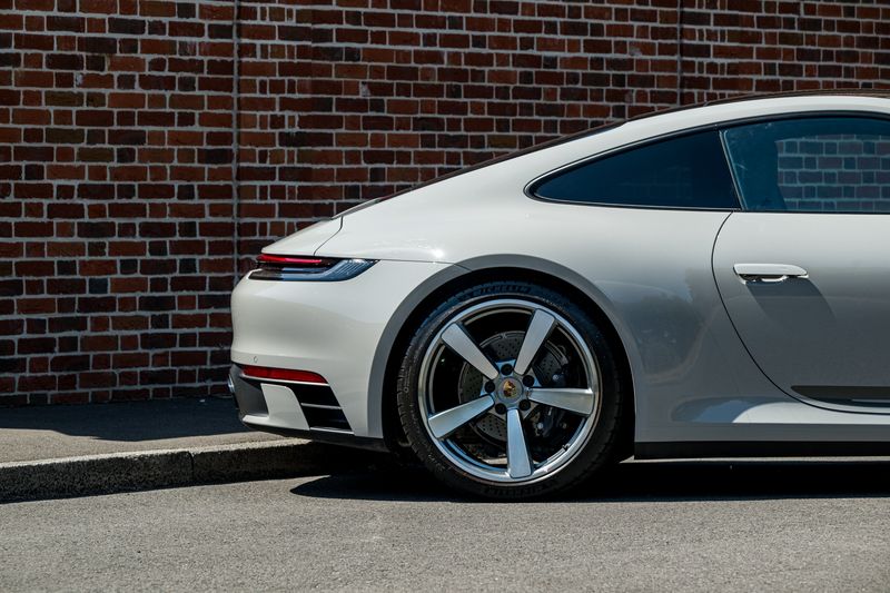 Porsche 911 (992.1) Carrera T