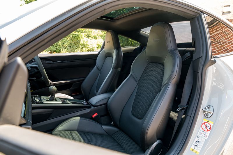 Porsche 911 (992.1) Carrera T