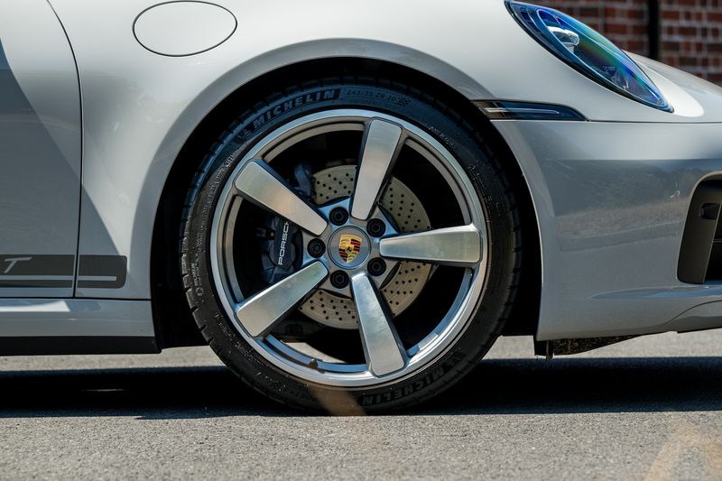 Porsche 911 (992.1) Carrera T