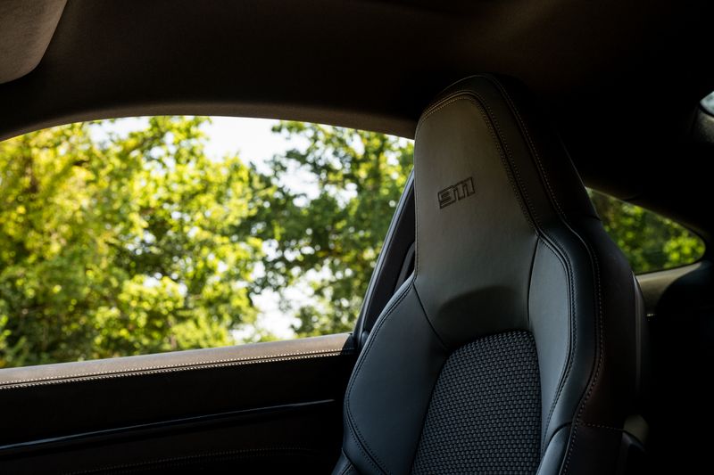 Porsche 911 (992.1) Carrera T