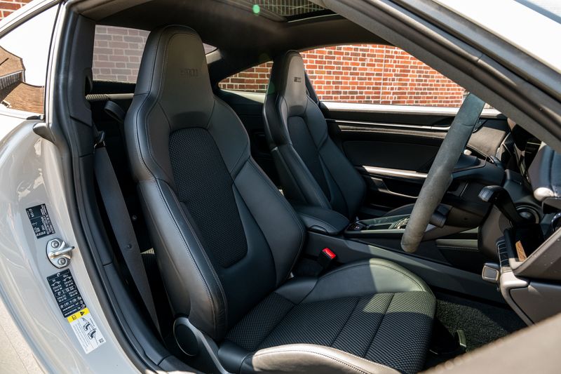 Porsche 911 (992.1) Carrera T