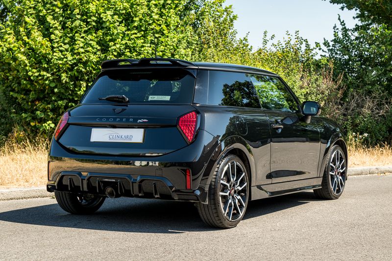 MINI Cooper 2.0 John Cooper Works Hatchback 3dr Petrol Auto (Level 3)