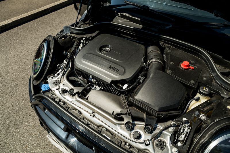 MINI Cooper 2.0 John Cooper Works Hatchback 3dr Petrol Auto (Level 3)