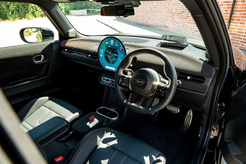 MINI Cooper 2.0 John Cooper Works Hatchback 3dr Petrol Auto (Level 3)