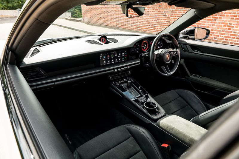 Porsche 911  (992.1) GTS PDK  Aerokit