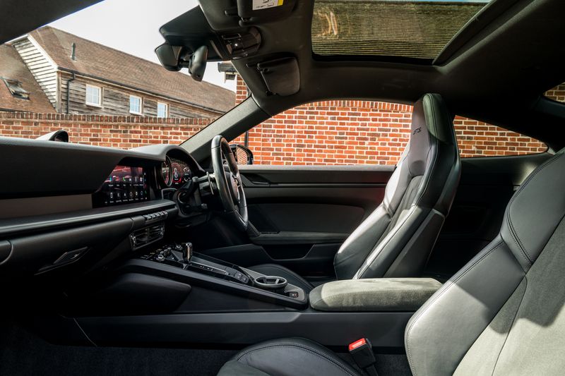 Porsche 911  (992.1) GTS PDK  Aerokit