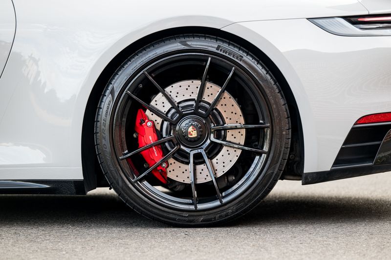 Porsche 911  (992.1) GTS PDK  Aerokit