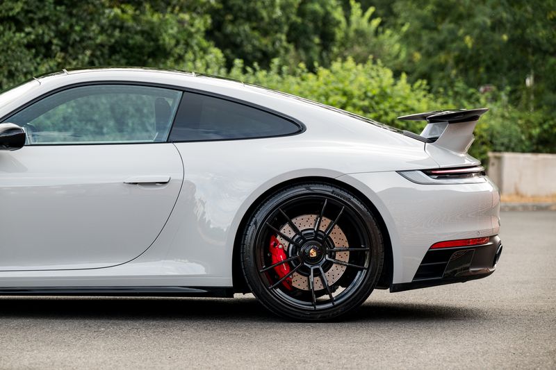 Porsche 911  (992.1) GTS PDK  Aerokit