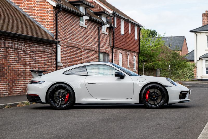 Porsche 911  (992.1) GTS PDK  Aerokit